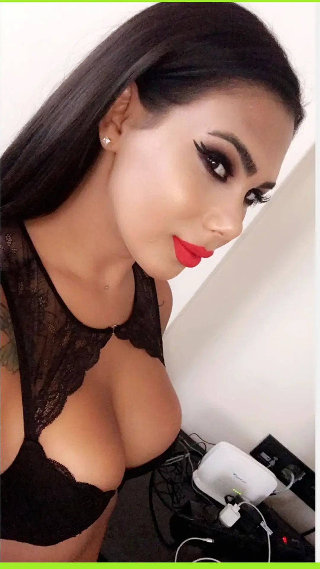 Ankara escort makalesi için kütüphane görseli 33, 01 portre